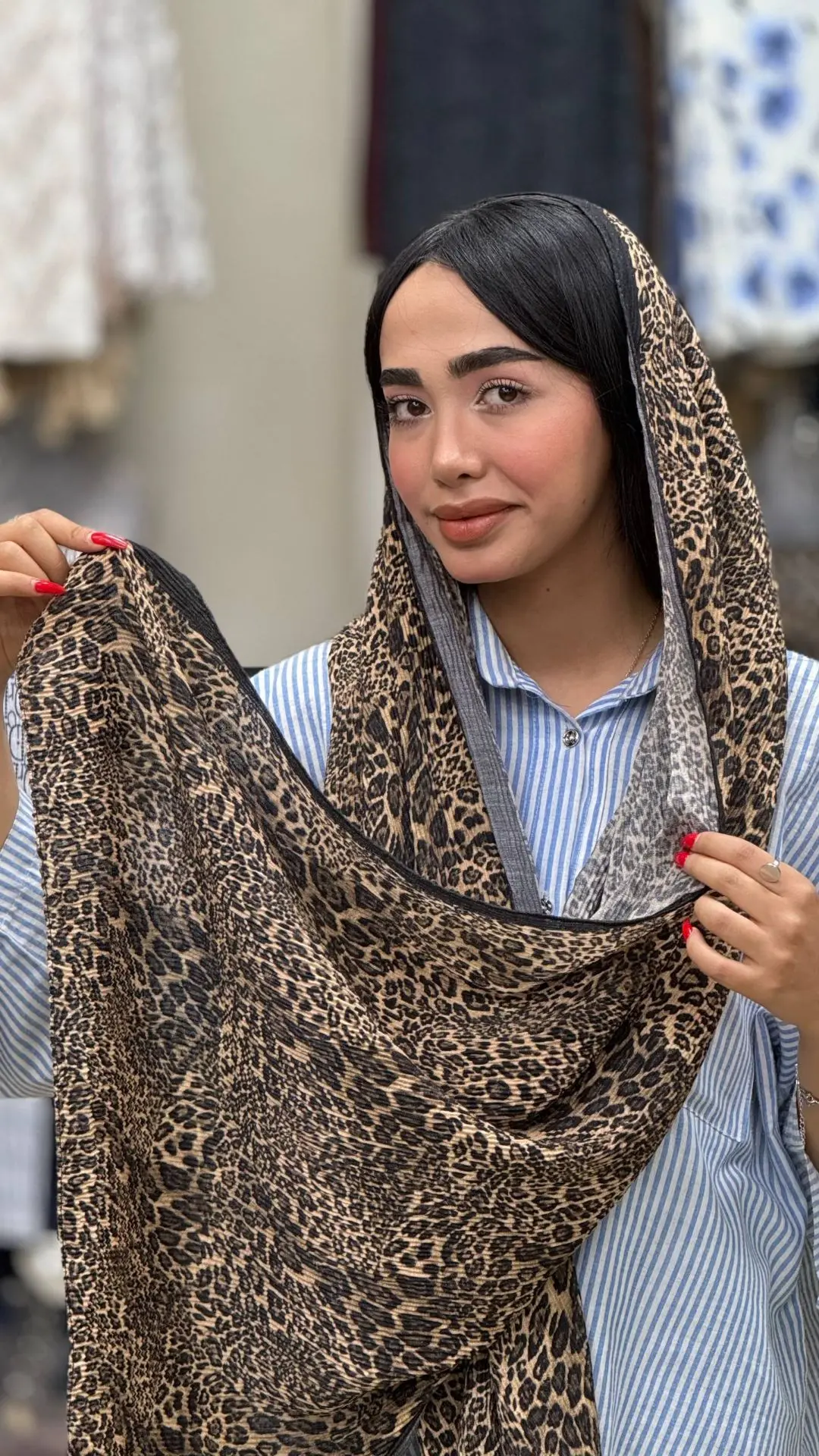 شال پلیسه پلنگی